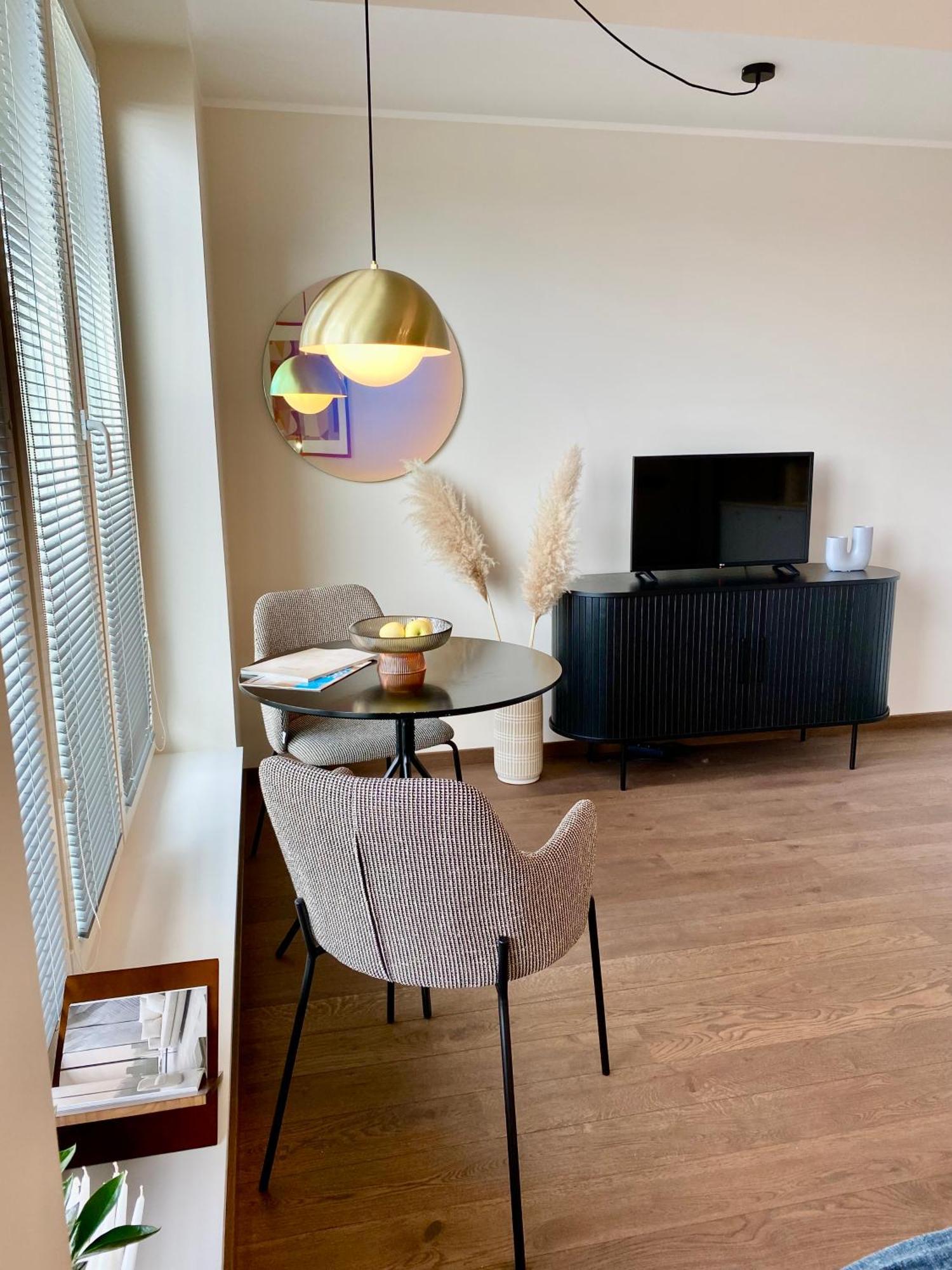 Elegance Apartment - City Centre Free Parking Ταλίν Εξωτερικό φωτογραφία